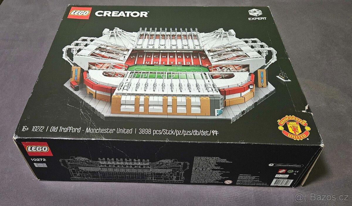 LEGO® 10272 Old Trafford - Manchester United - 3