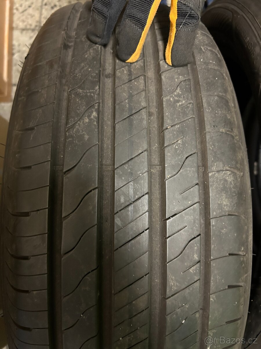 Letní pneu GoodYear Efficient Grip 235/55 R19 - 3
