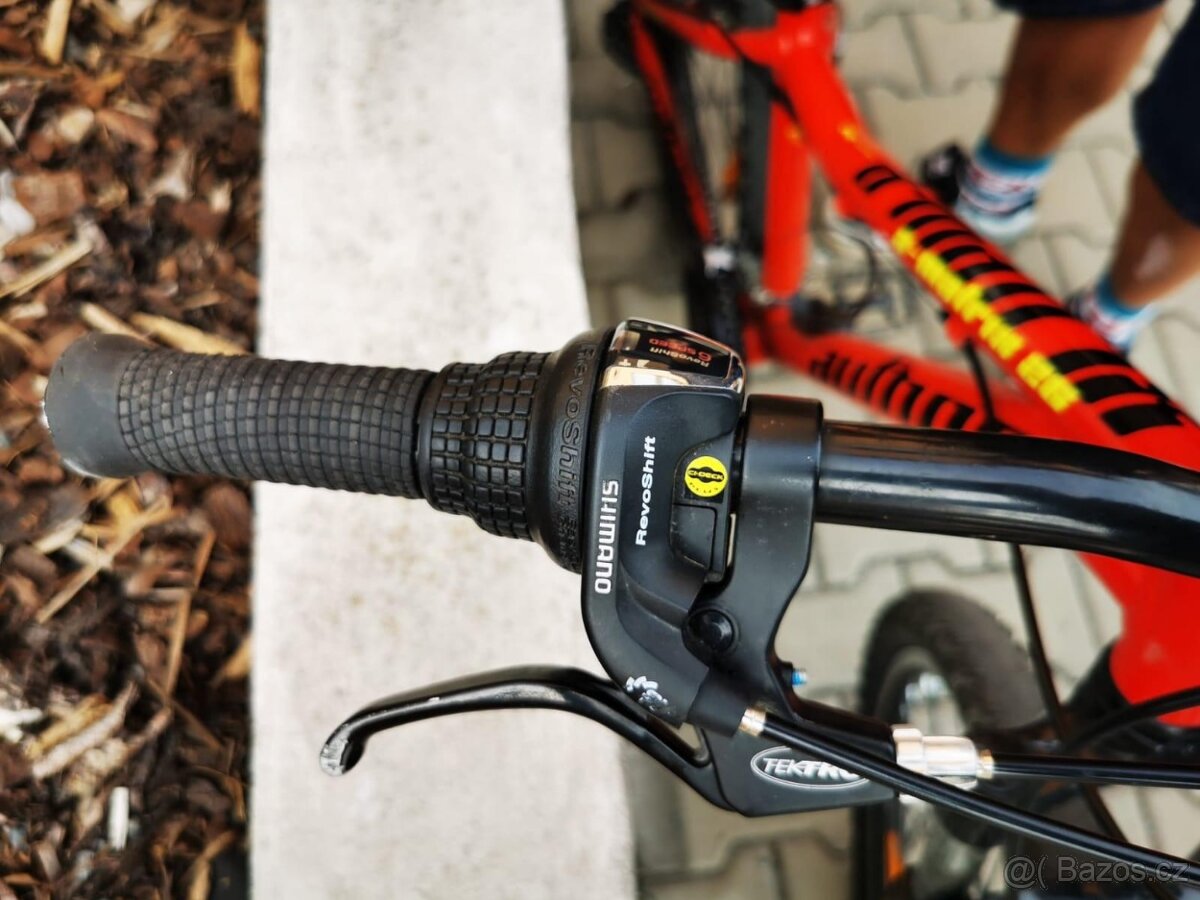 Author A-Matrix 26 2022 - 3