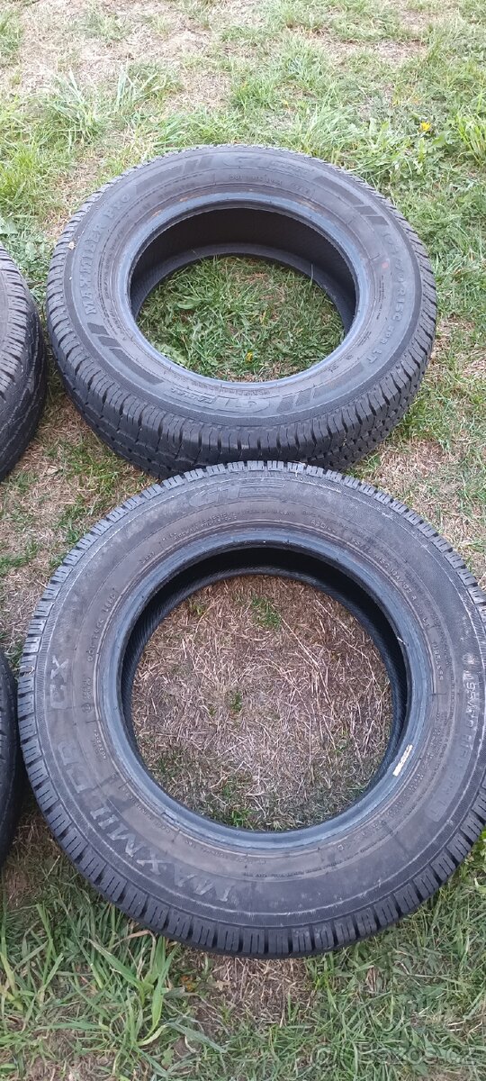 4 × pneu 195/70/15C - 3