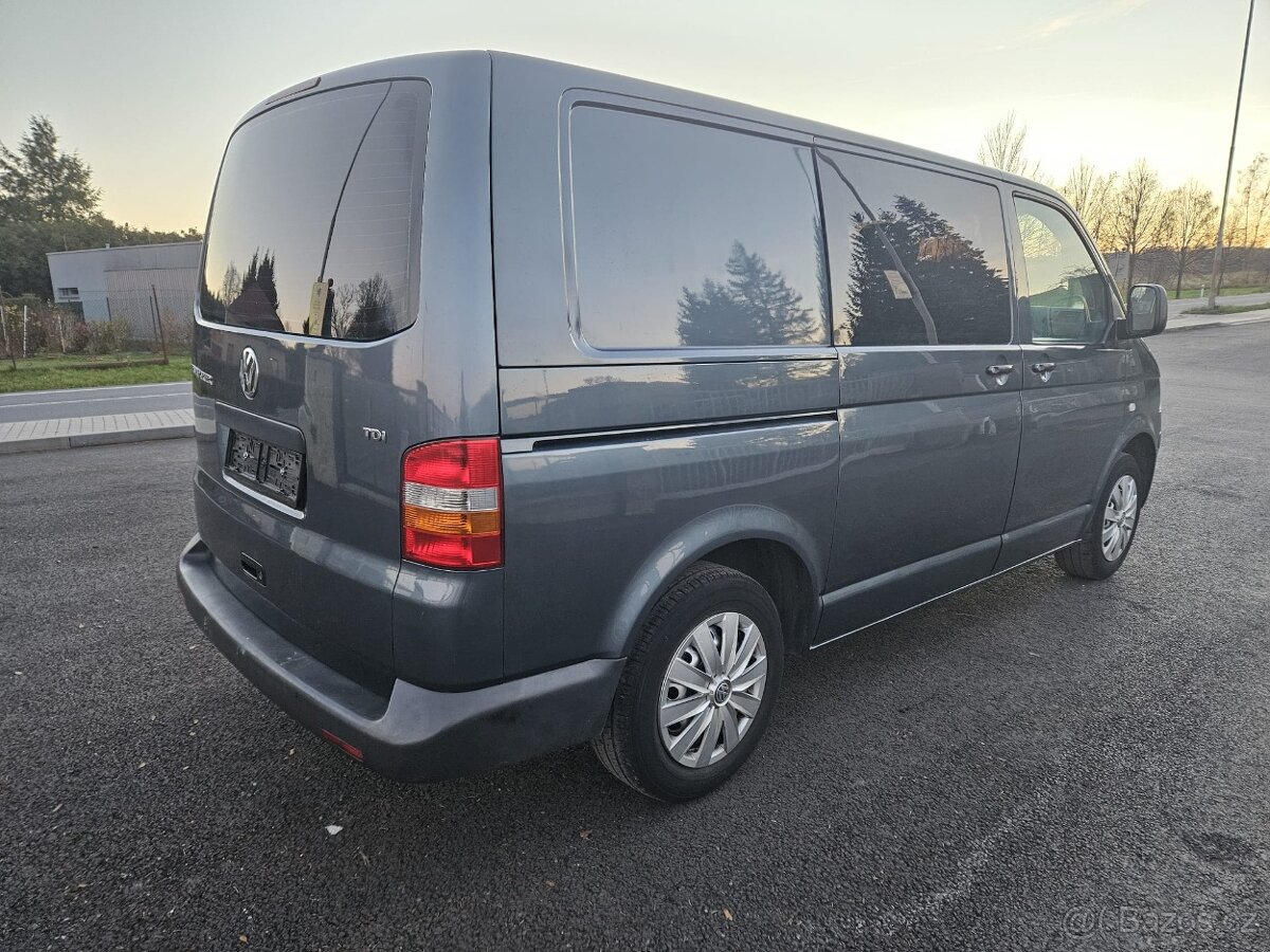 VW TRANSPORTER T5 1.9TDI 63KW 5 MÍST ASR - 3