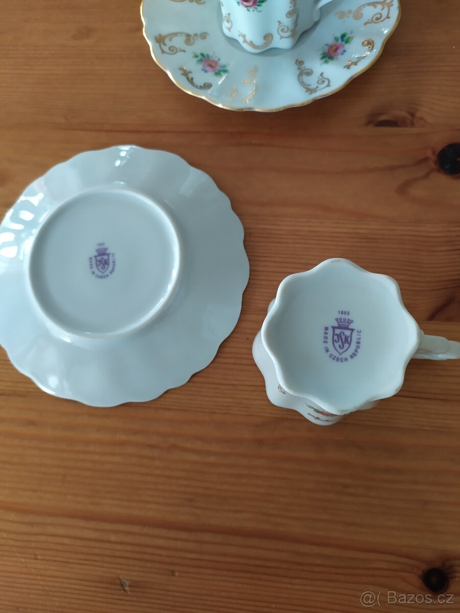 Porcelánové hrnečky s podšálkem - 3