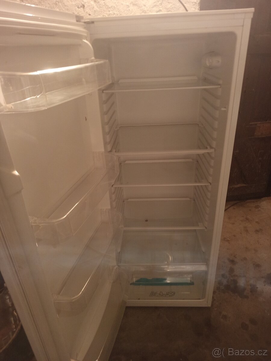 Lednička Zanussi - 3