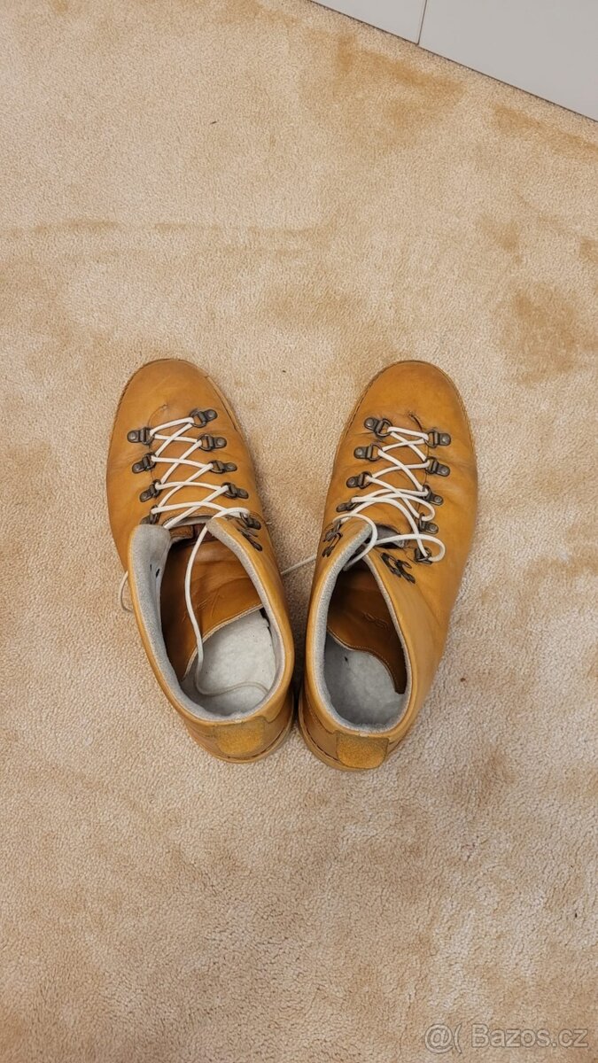 VASKY Highland Caramel (vel. 46) - 3