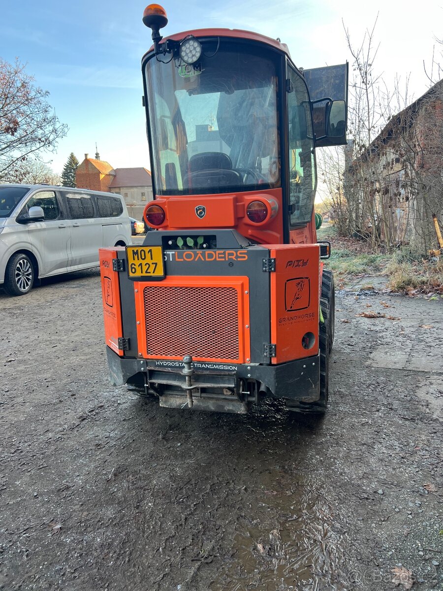 Kloubový nakladač teleskopické rameno Rv 2018 - 3