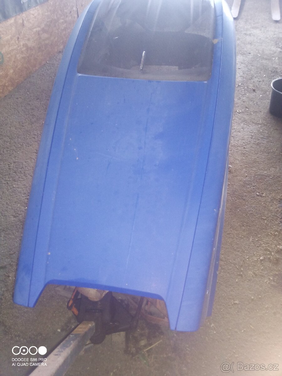 Prodám kapotu na New Holland T5 r.v.2020 - 3