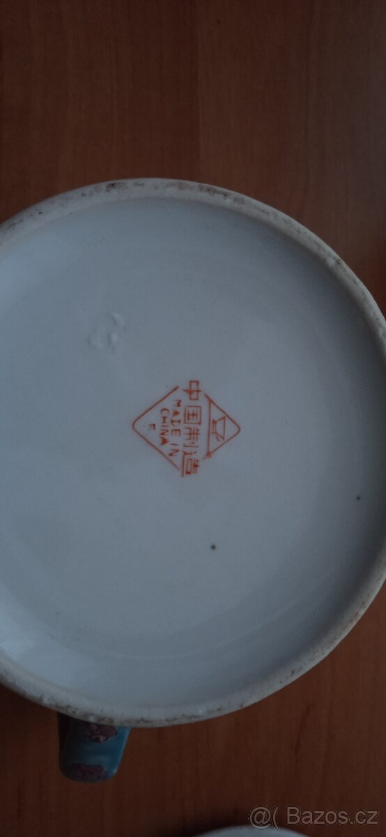 PORCELÁNOVÉ HRNKY - 3