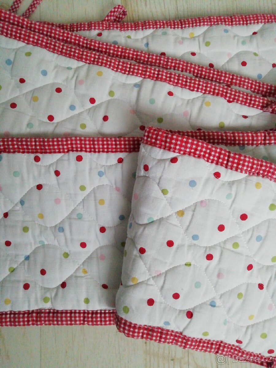 Mantinel do postýlky IKEA. - 3