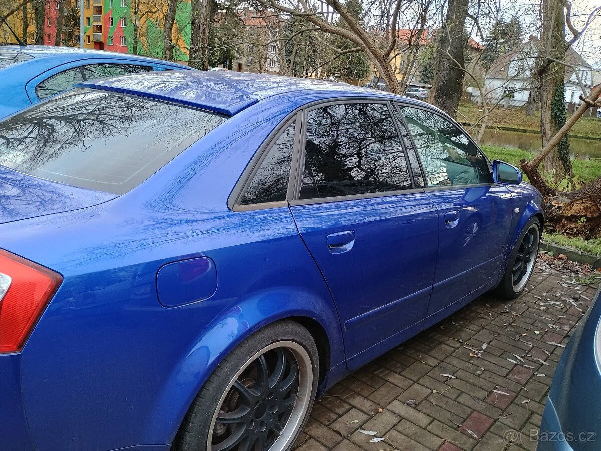 Prododám Audi A4 rok 2001 - 3