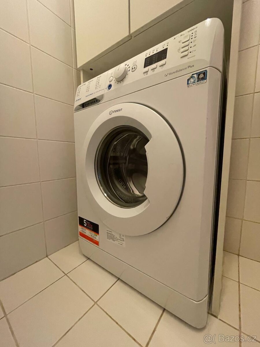 Pračka Indesit - 3
