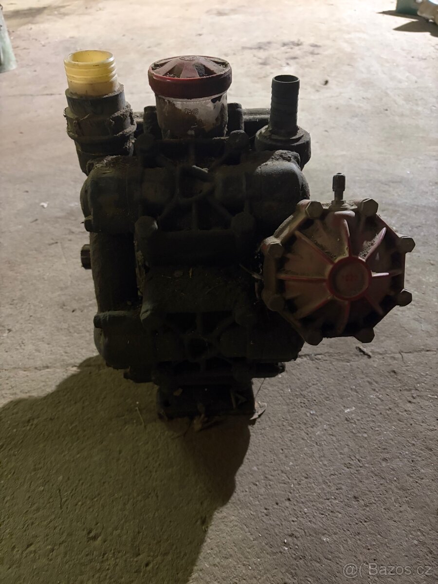 Čerpadlo na postřikovač - 3
