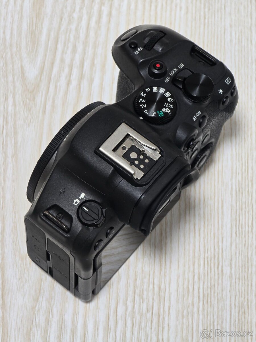 Canon R6 Mark II - 3