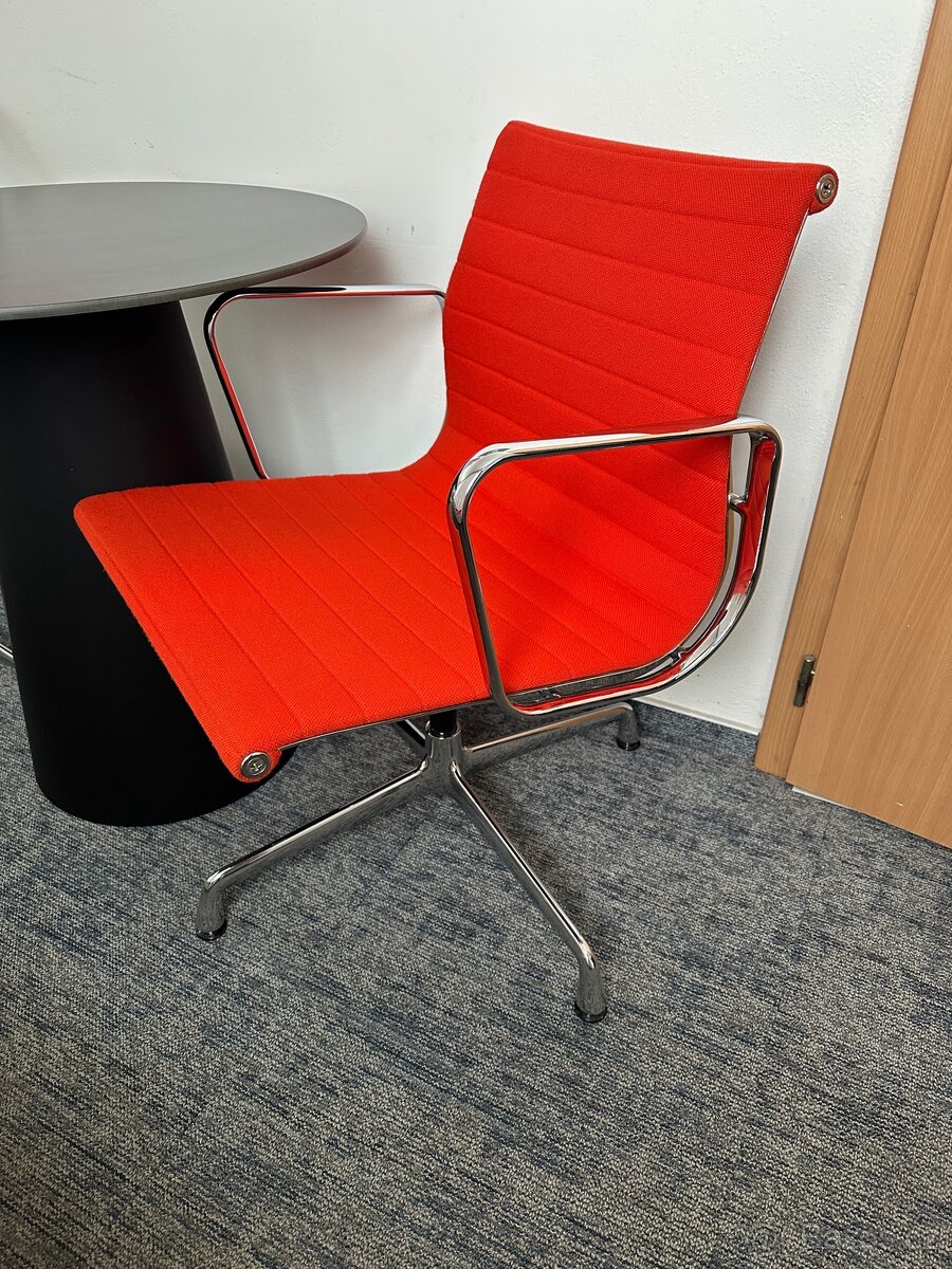 Vitra EA 108 chair - červená, zelená - 3