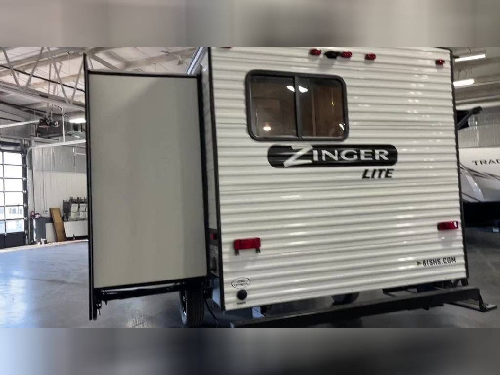 Americky obytny prives Zinger 18DS Vysuv DPH - 3