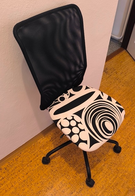 Dětská otočná polohovací židle IKEA Torbjörn (černá+bílá) - 3
