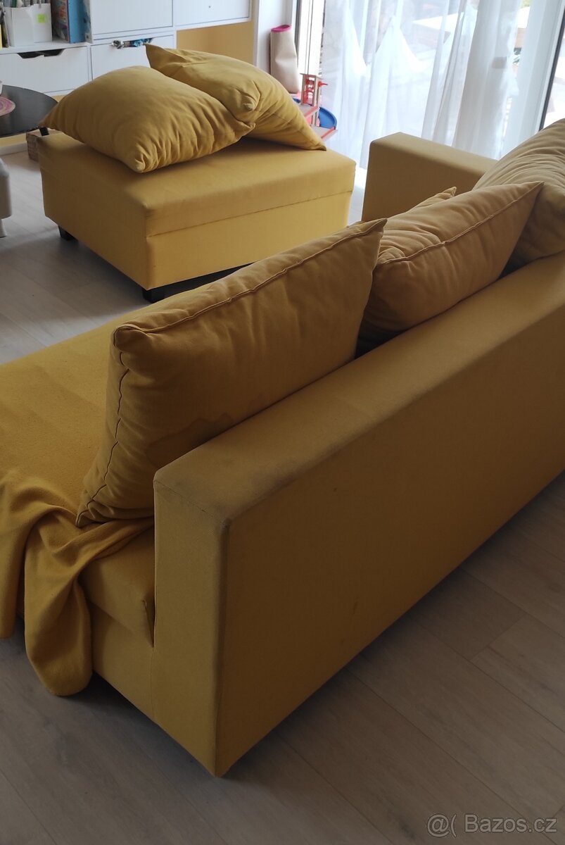 (PRODÁN) Gauč vhodný i ke spaní - flekatý, jinak v pořádku - 3