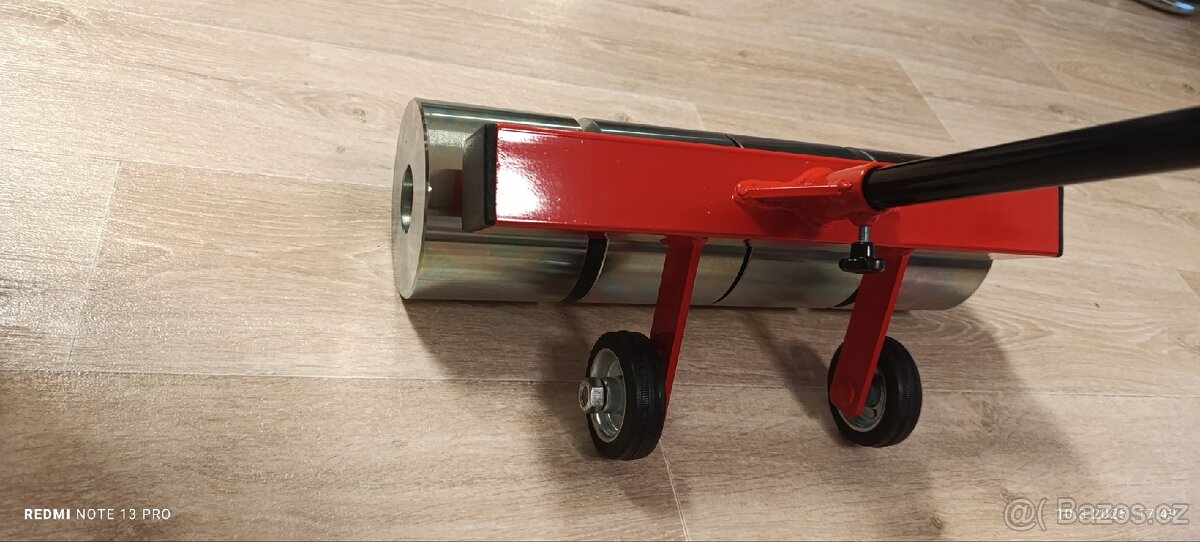 Podlahový, podlahářský válec - 3