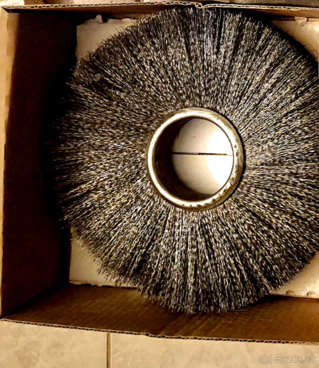 Brusný kotouč Carborundum Electrite+kartáč-nové - 3