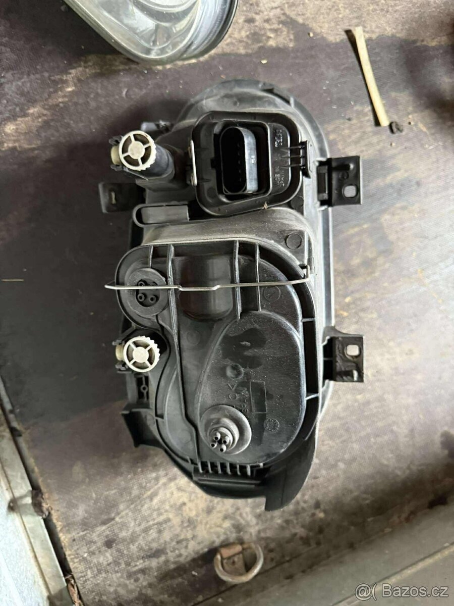 Golf 4 přední světla - 3