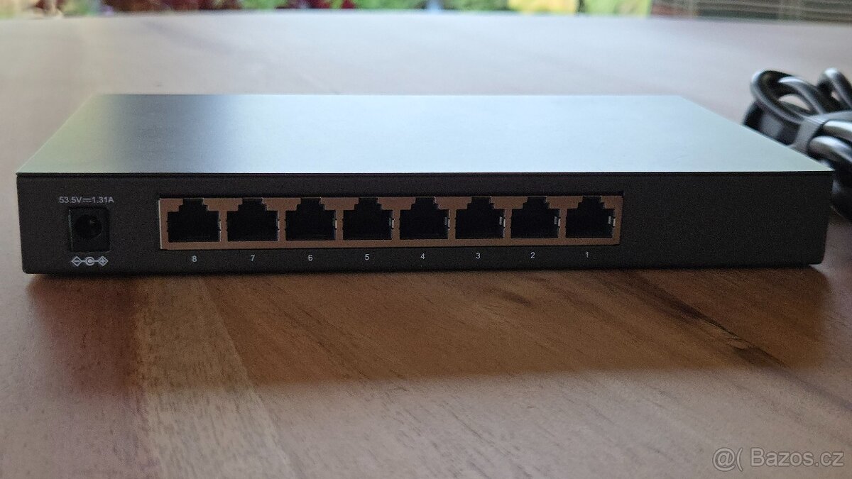 TP-Link TL-SG2008P POE+ Switch - 3