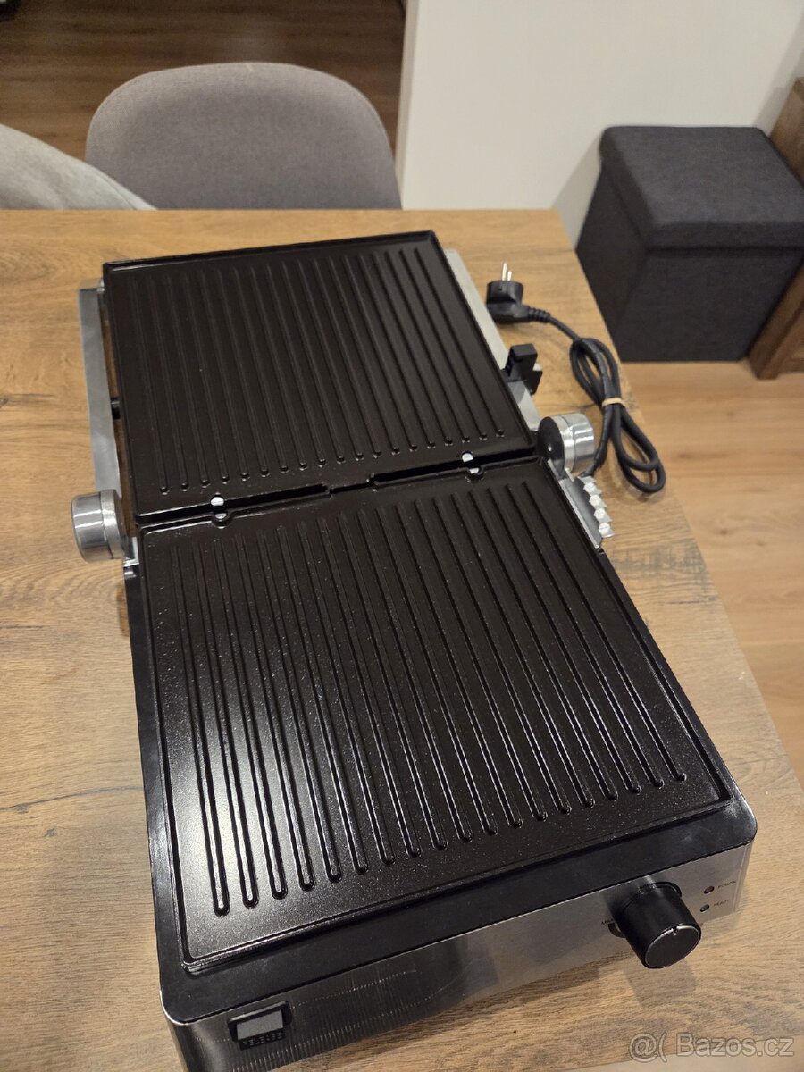 Kontaktní gril SILVERCREST SKGE 2000 D3 - 3