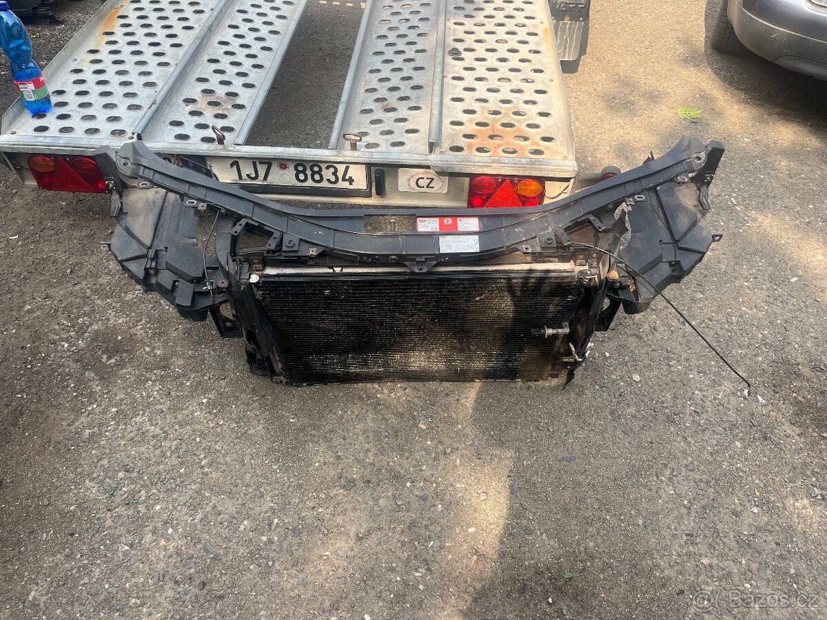 Audi A8 D3 3.0 TDI chladičová stěna - 3