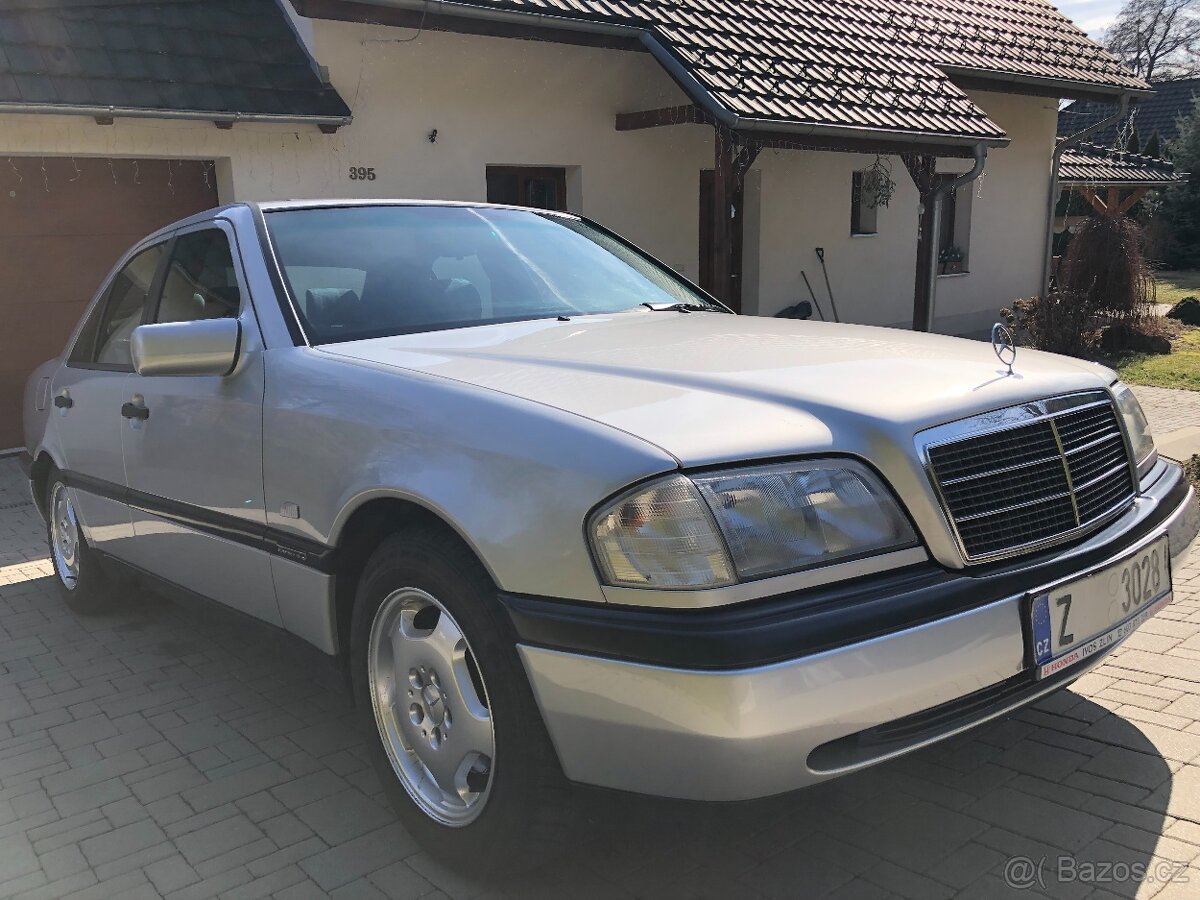 Mercedes Benz C 280 V6 - 3