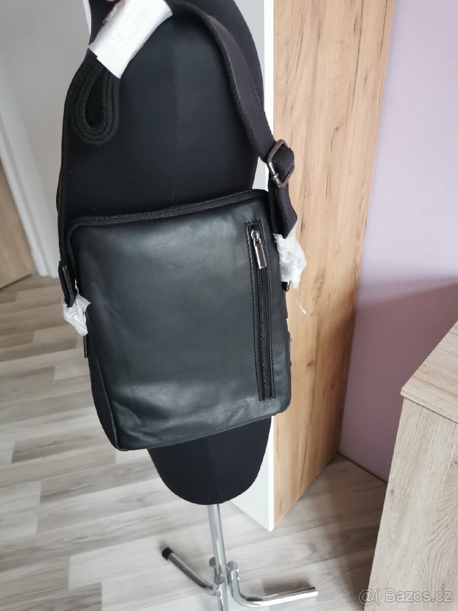 Pánská kožená taška přes rameno SendiDesign Bente černá - 3