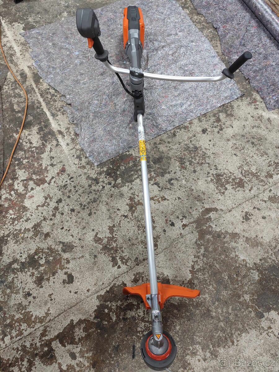 Akumulátorový křovinořez Husqvarna 535iRXT - 3