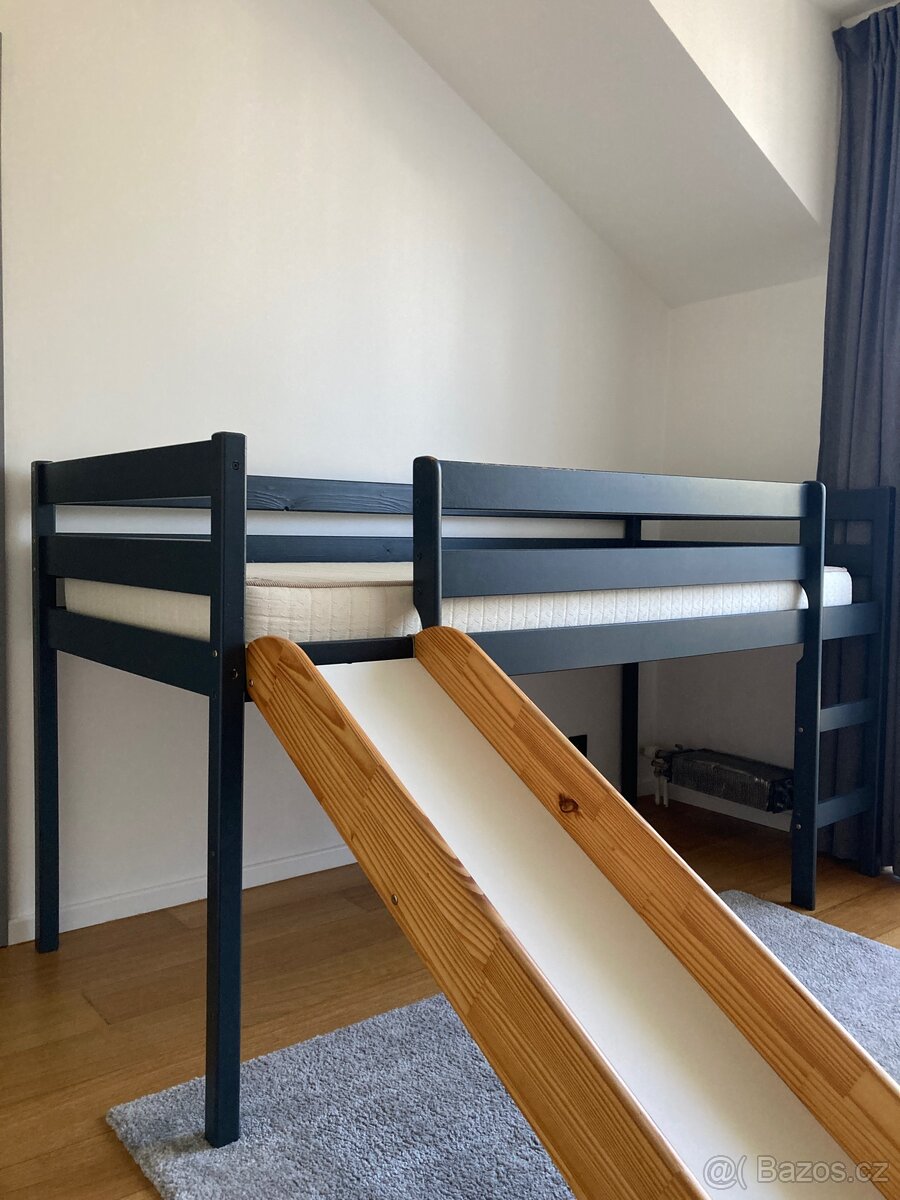 Dětská postel se skluzavkou - 3