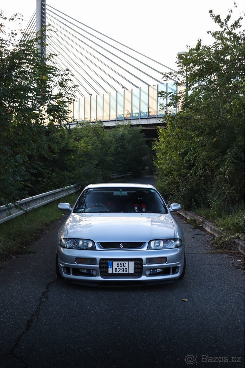 Nissan Skyline R33 RB25det - 3