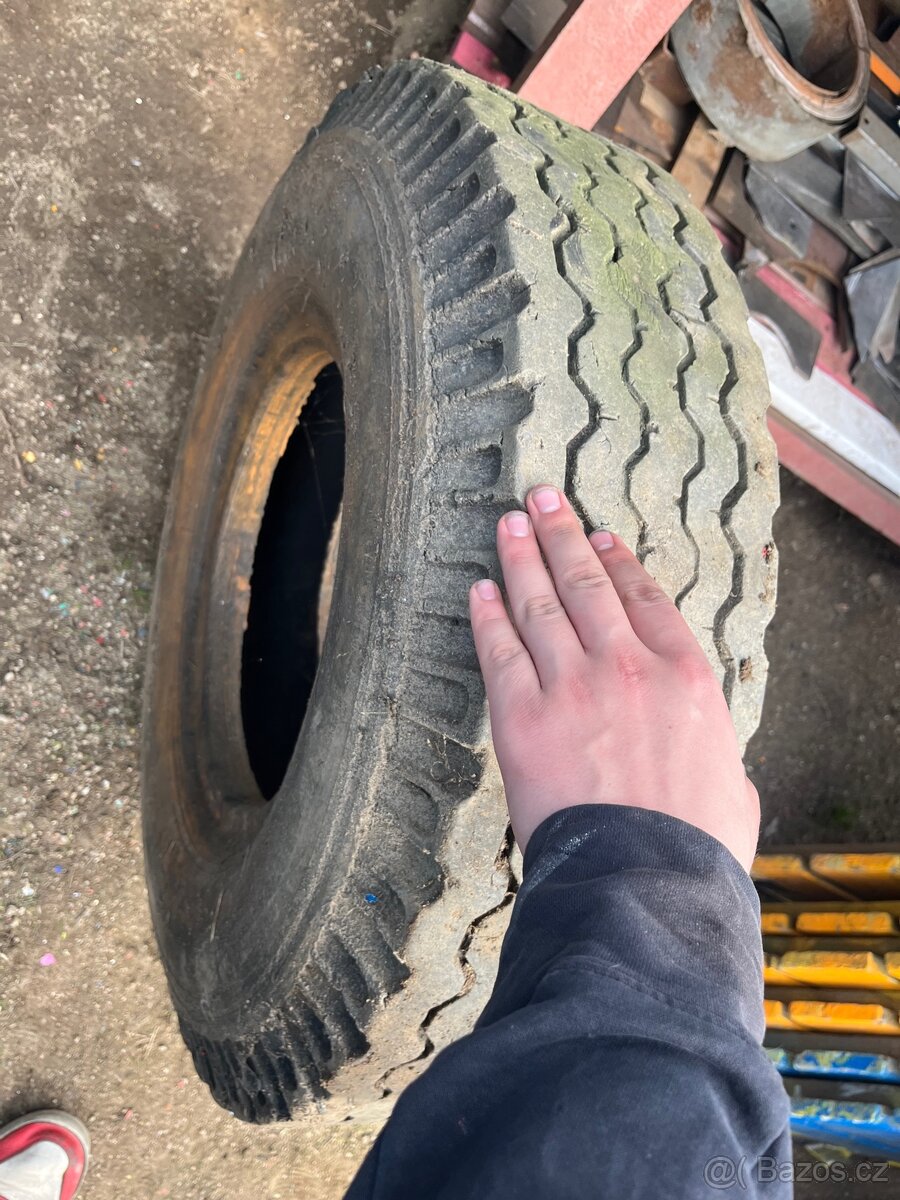 Pneu 8,25 -15 Barum - 3