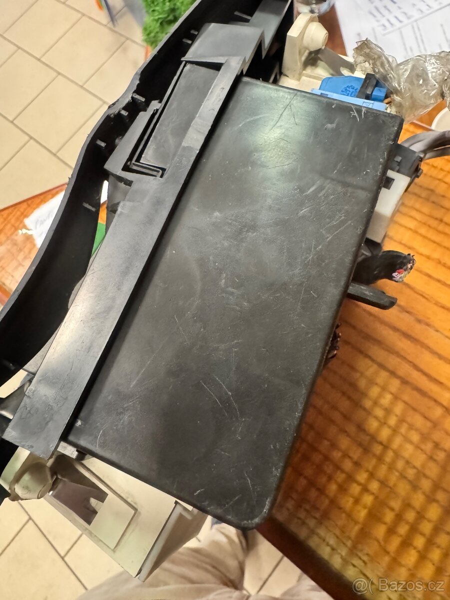 Čtečka karet Renault Laguna 2 - 3