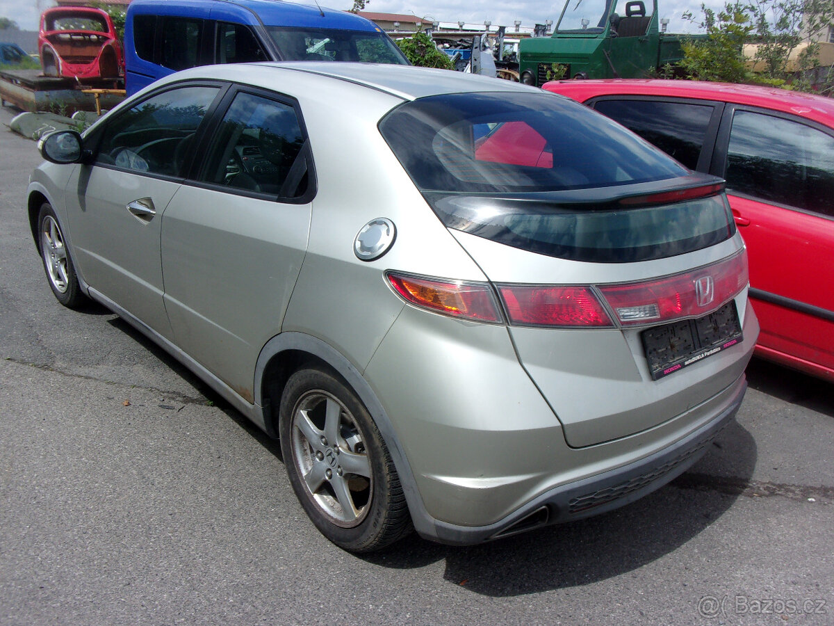 Honda Civic VIII - 3