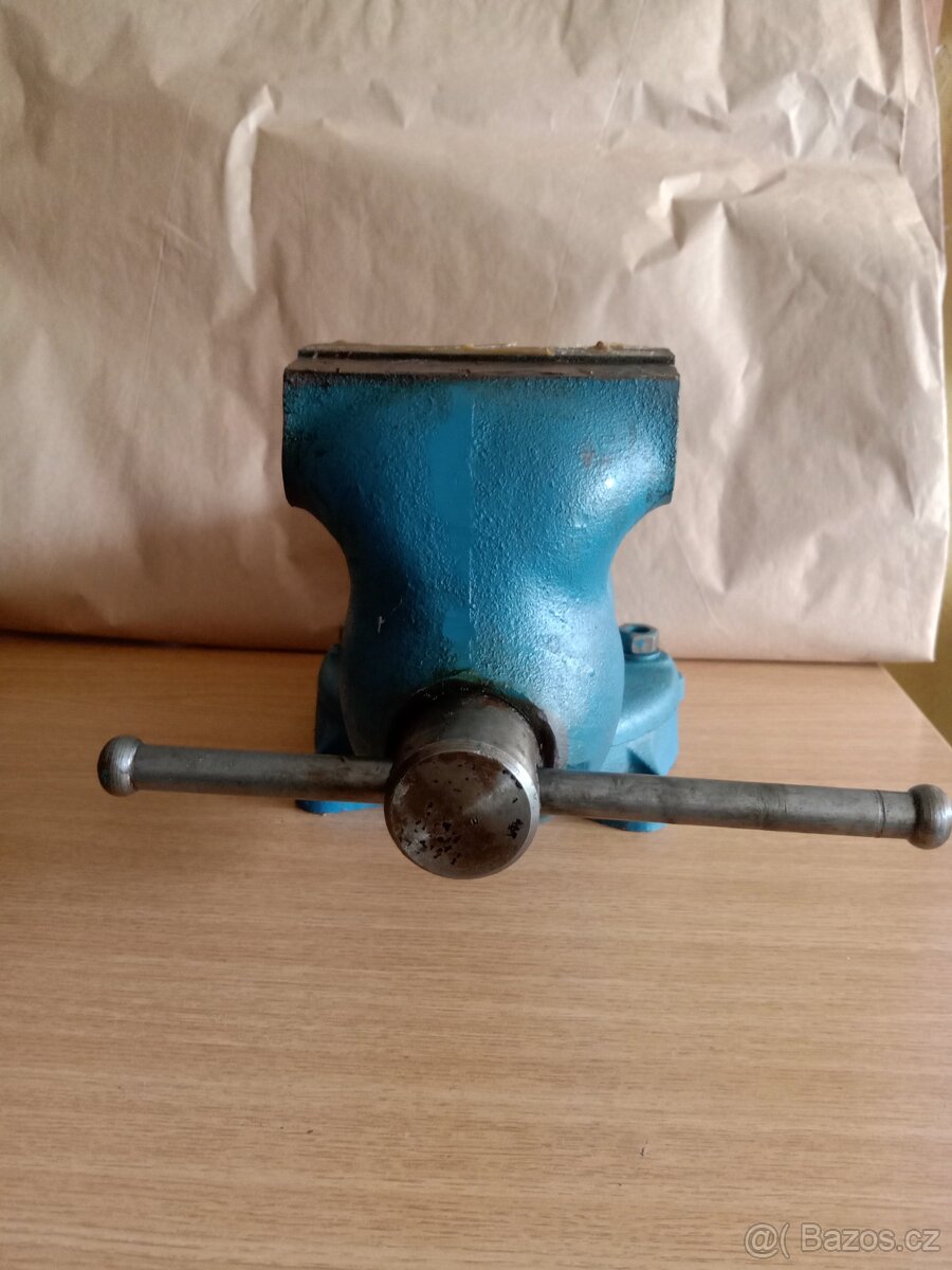 Svěrák York 125 - 3
