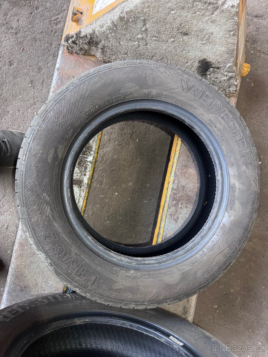 165/70 R14 - 3
