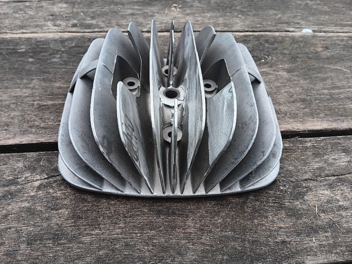 ČZ 980 hlava válce - 3