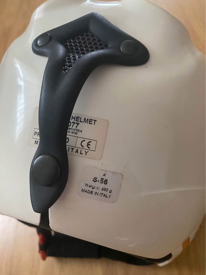 Lyžařská přilba Rossignol vel 56 - 3