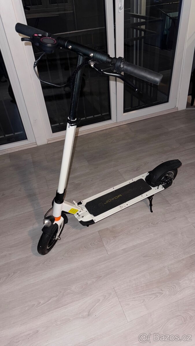 Elektrokoloběžka Joyor F3 - 3