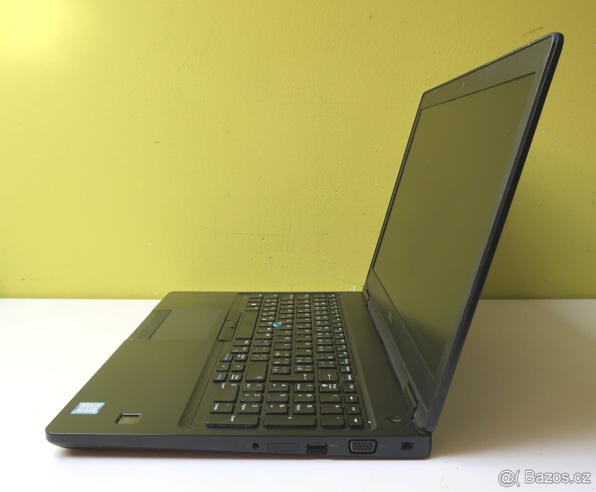 DELL LATITUDE E5580 /i5-6300/16GB/SSD256GB/NFC/WIN11 - 3