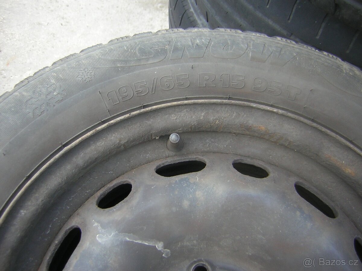 Pneu 195/65/15 - 3
