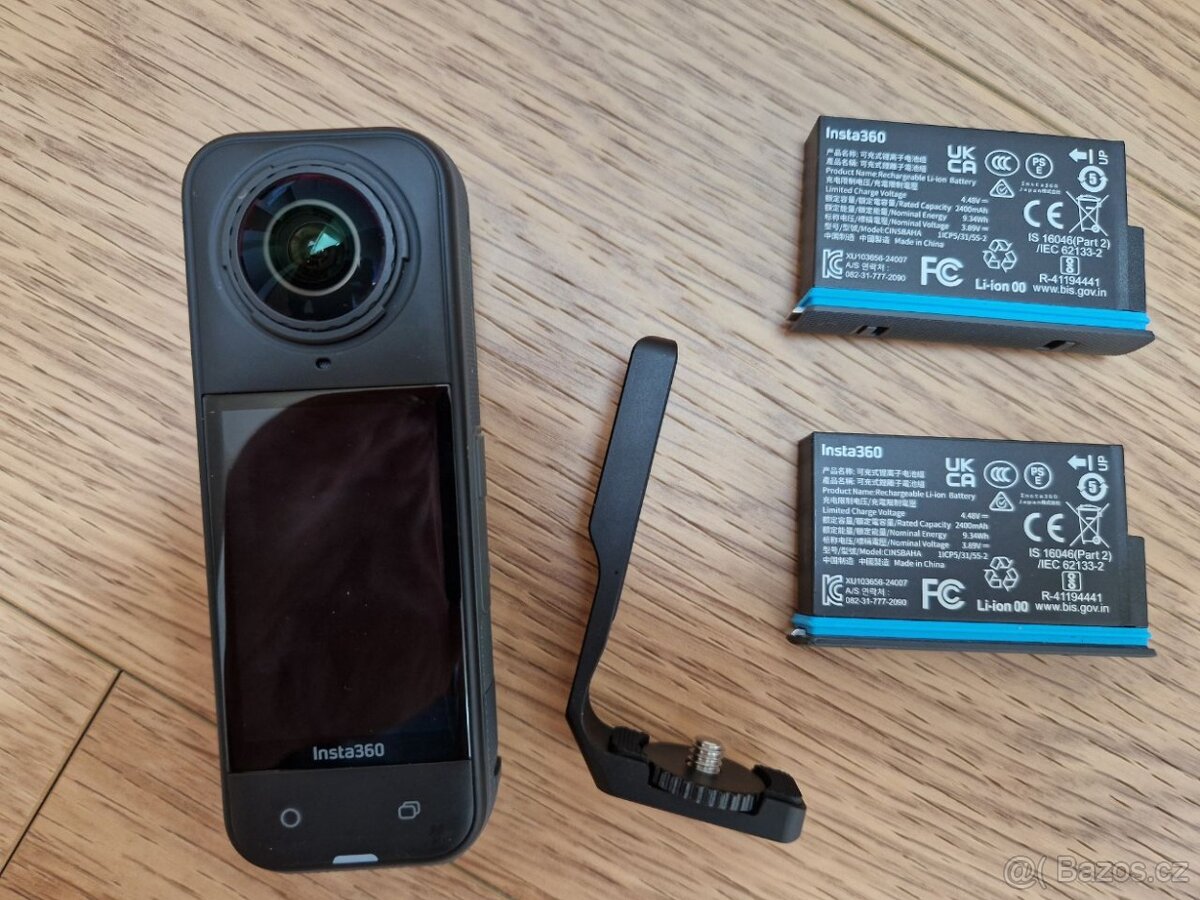 Kamera Insta360 X5 + příslušenství - 3