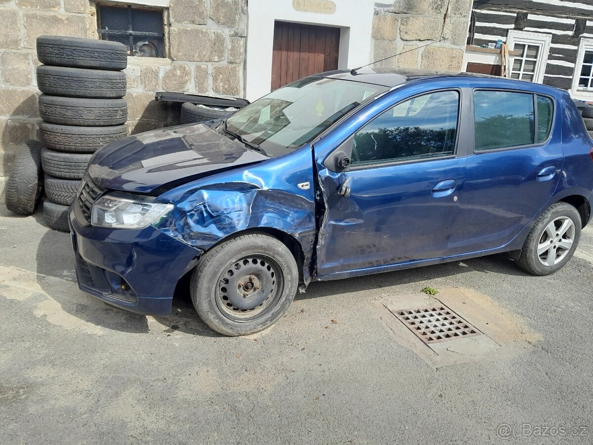 Dacia sandero - 3