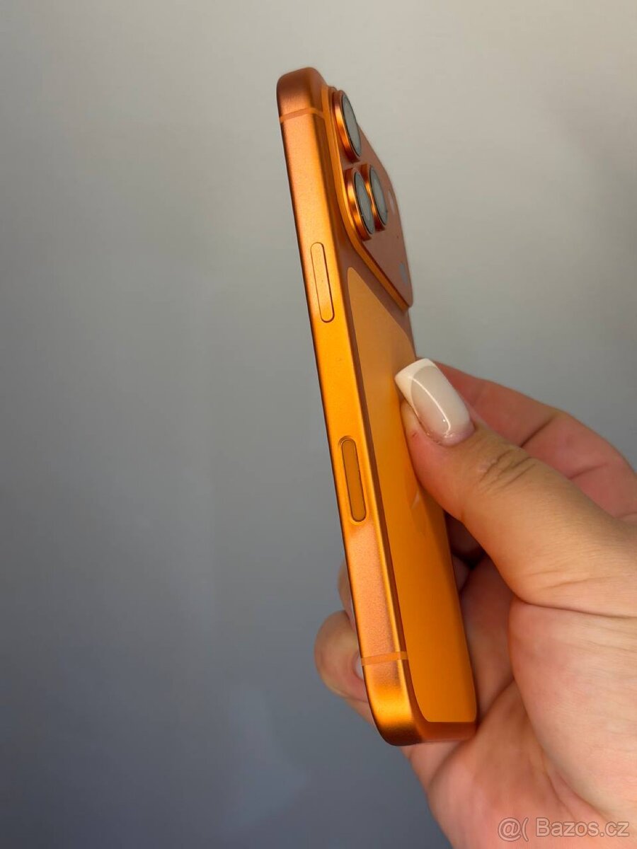 iPhone 17 Pro 256 Gb Cosmic Orange - 3