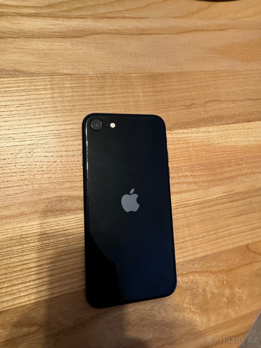 iPhone SE 2022 - 3