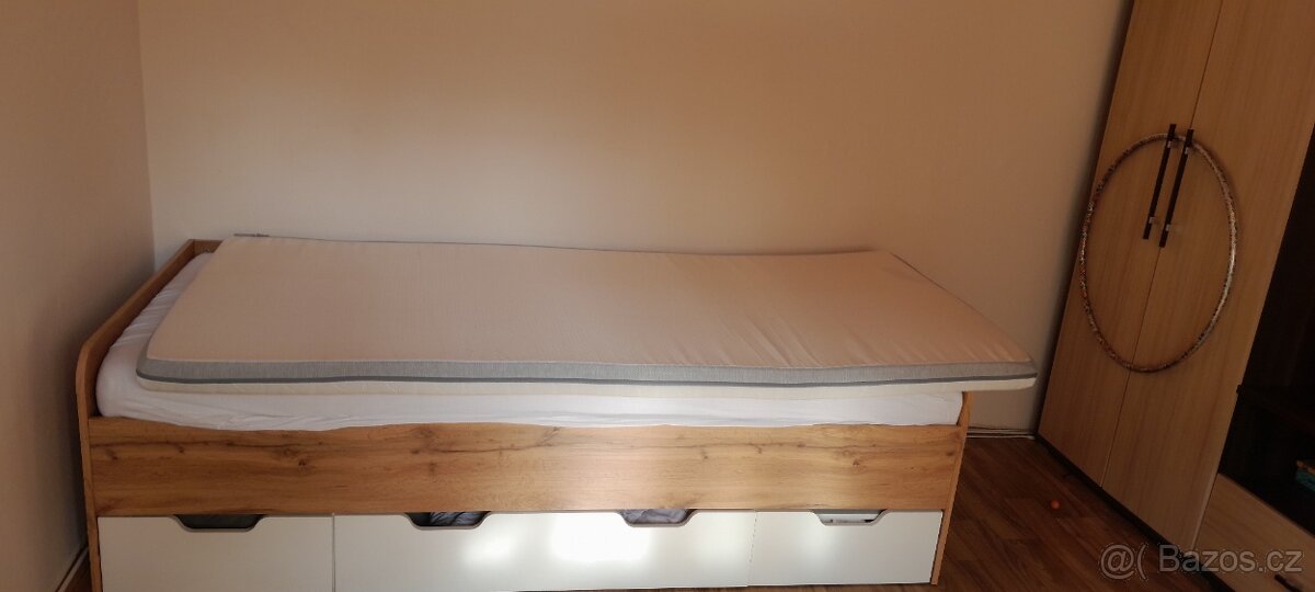 Postel s úložným prostorem - 3