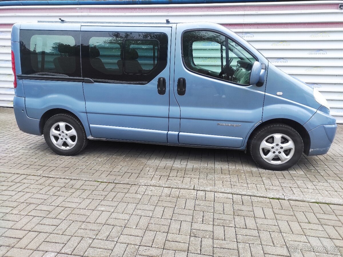 Renault Trafic, 2,5dCi 107kW Passenger 7 míst - 3