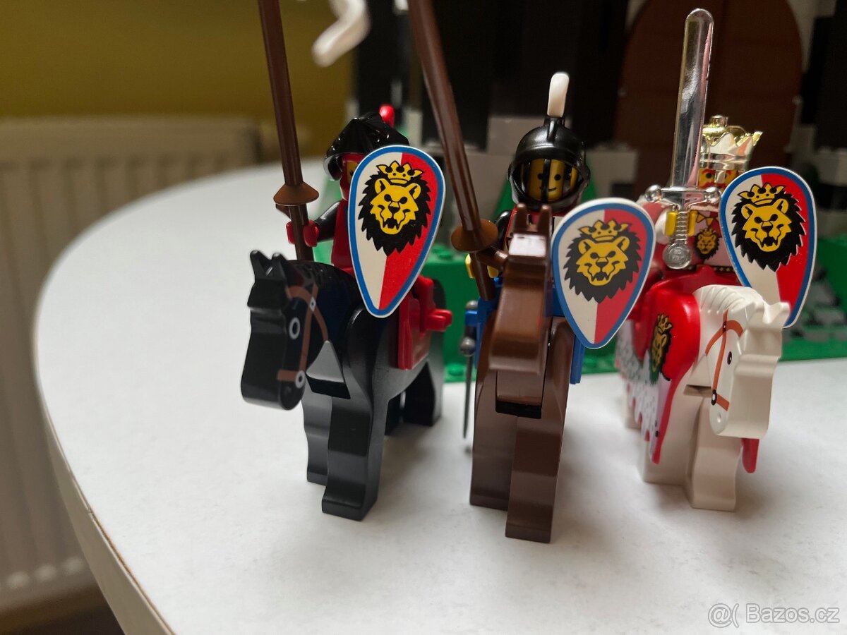 LEGO 6090 – Královský hrad z 90. let Raritní kousek - 3