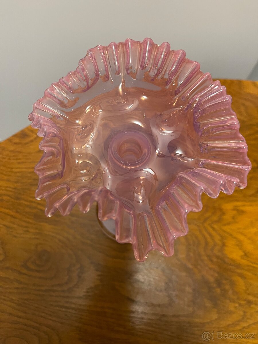 Skleněná váza růžová - 3