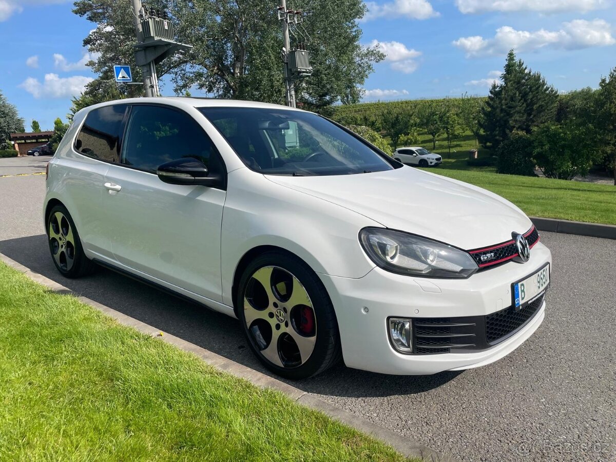 VOLKSWAGEN GOLF 2,0 TSI GTI 155 KW NAVI KAMERA TEMPOMAT - 3